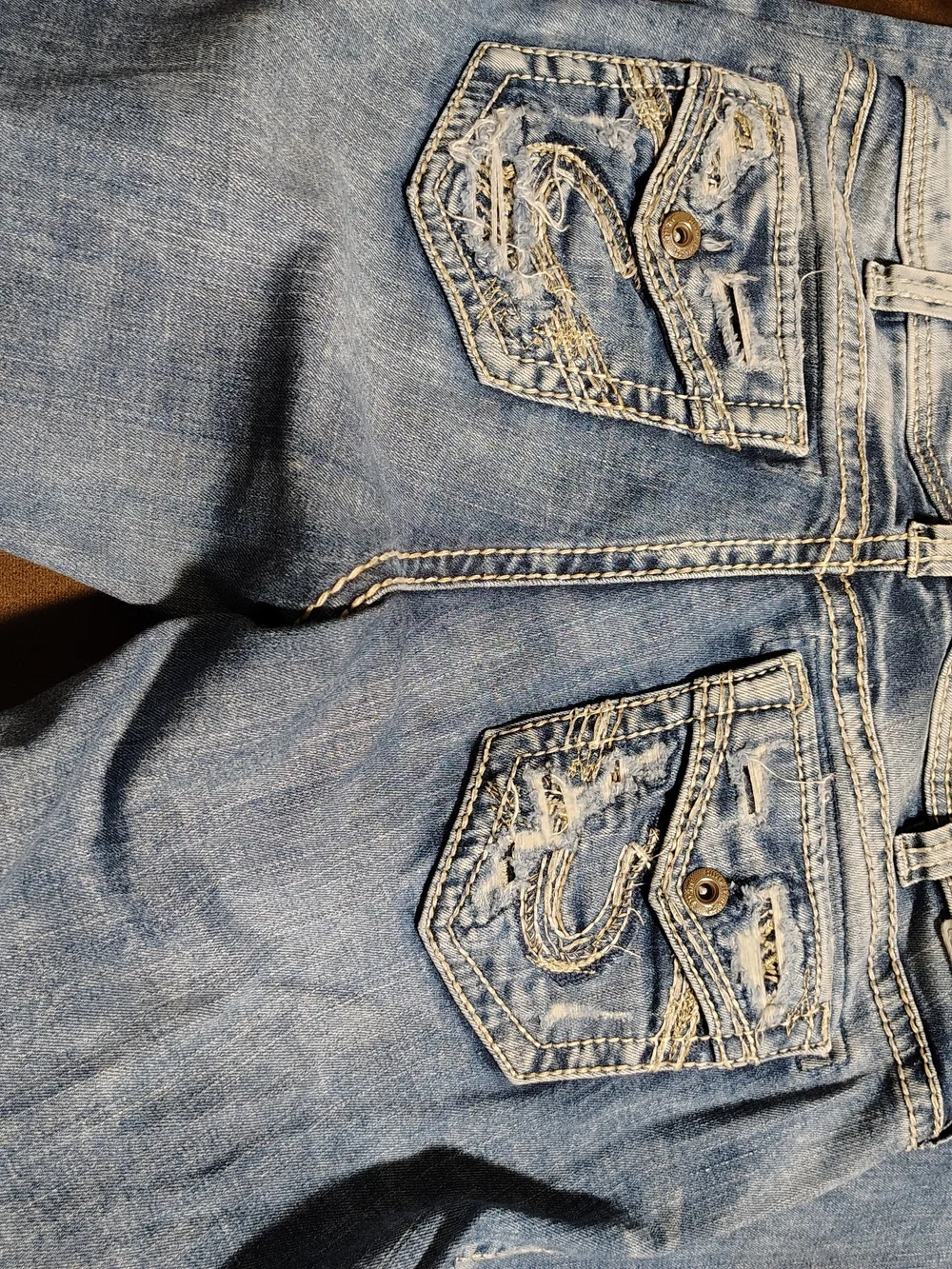 Silver and BKE Women's Blue Denim Boot Cut Jeans And 1 Capri. - Picture 5 of 11